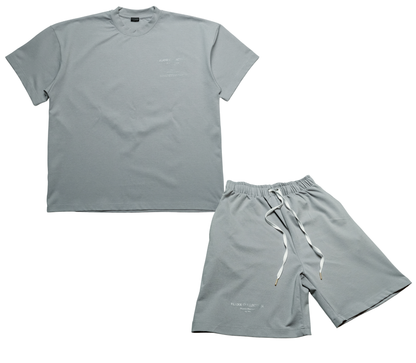 Essential Collection Set