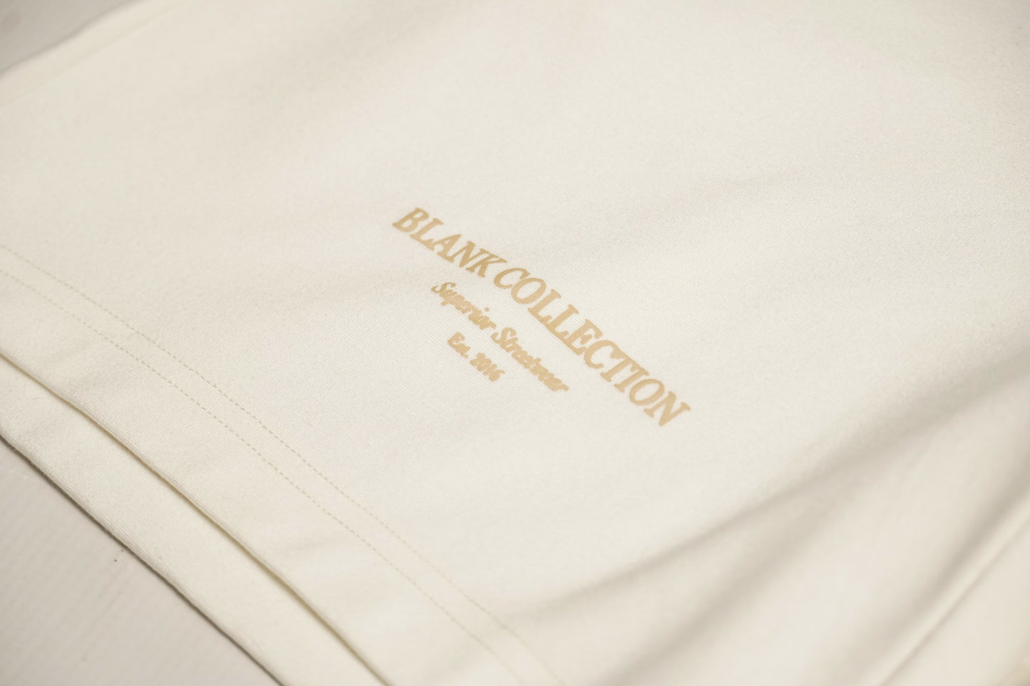 Essential Collection Short